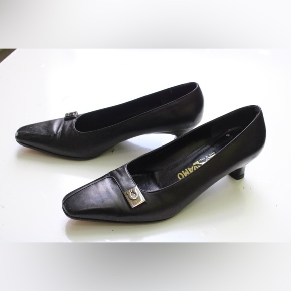 Salvatore Ferragamo low pumps Made - Picture 8 of 16